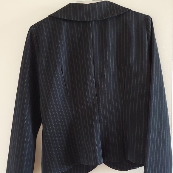 Algo jacket dark blue with white thin stripes - Picture 2 of 5